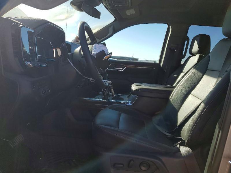 2025 Chevrolet Silverado K1500 lt