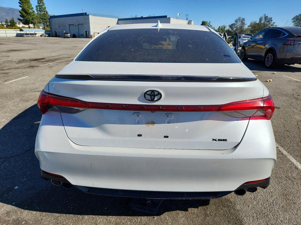 2019 Toyota Avalon xse