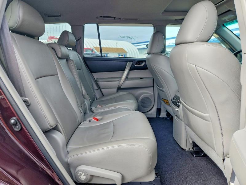 2013 Toyota Highlander Base