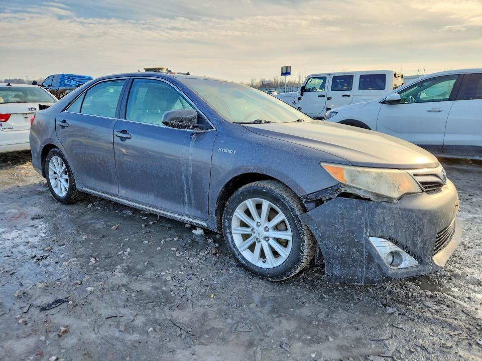 2013 Toyota Camry Hybrid