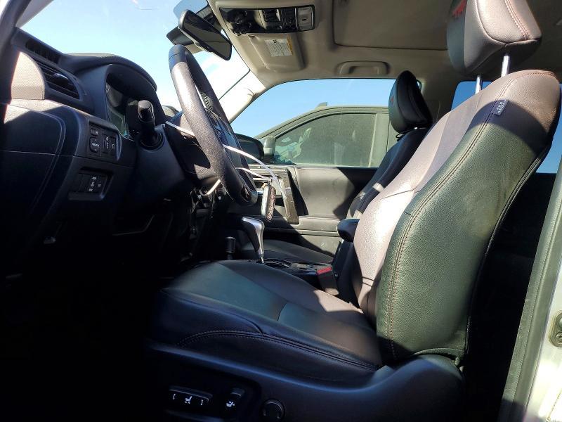 2023 Toyota 4runner se