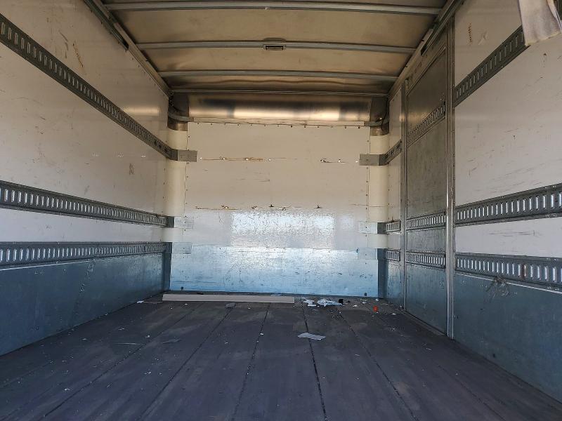 2013 Isuzu NPR HD BOX Truck