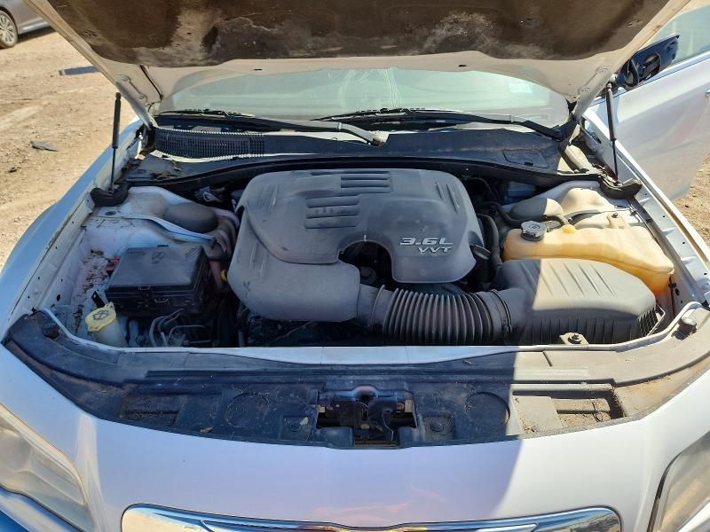 2011 Chrysler 300 Limited