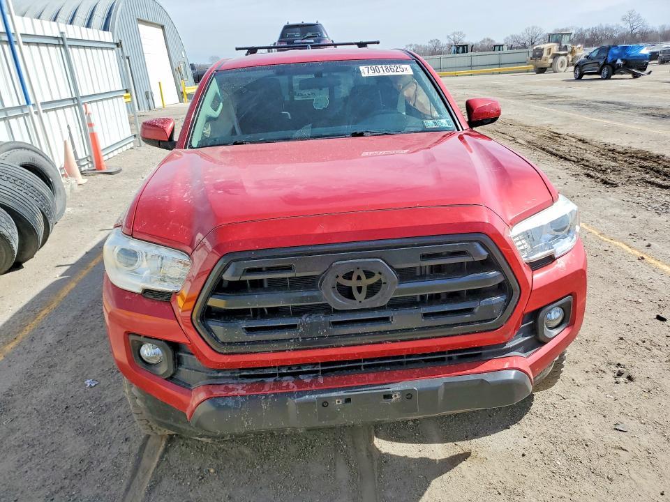 2016 Toyota Tacoma SR