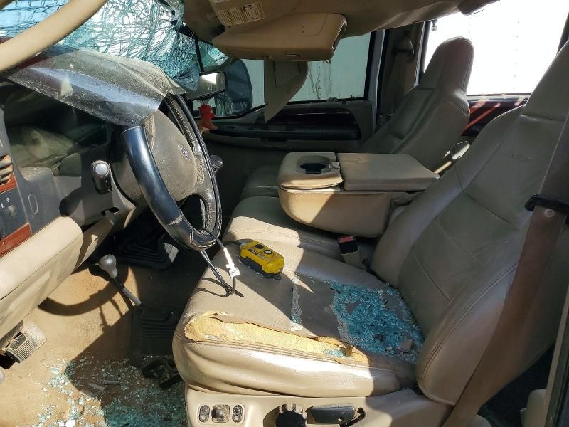 2006 Ford F550 Super Duty Flatbed Truck