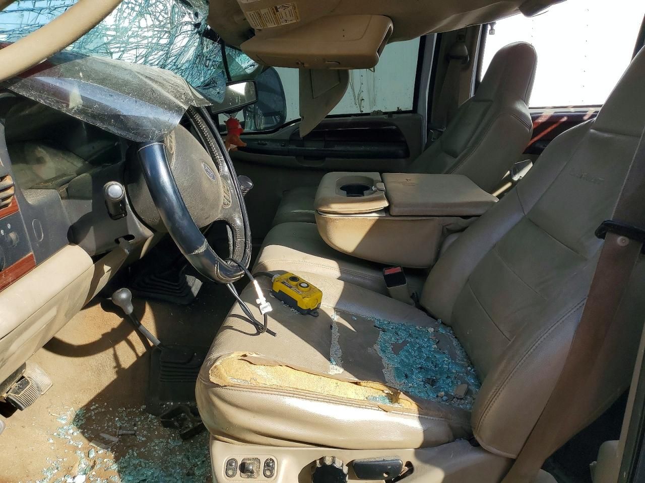 2006 Ford F550 Super Duty Flatbed Truck