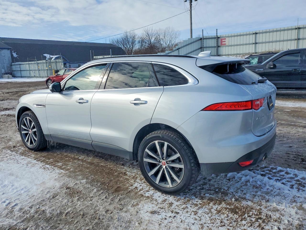 2019 Jaguar F-pace Prestige