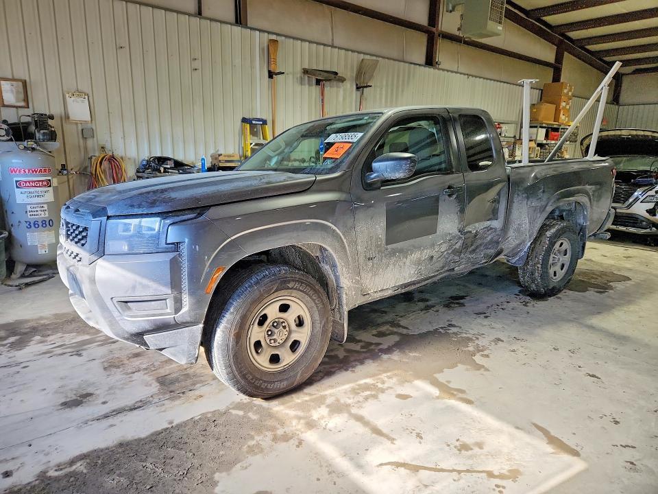 2026 Nissan Frontier s