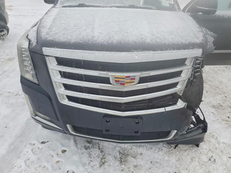2018 Cadillac Escalade Luxury