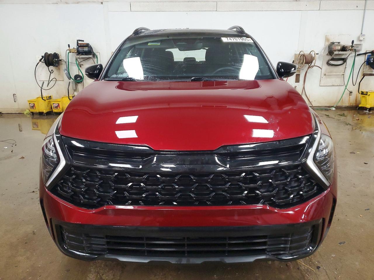 2025 KIA Sportage X-line