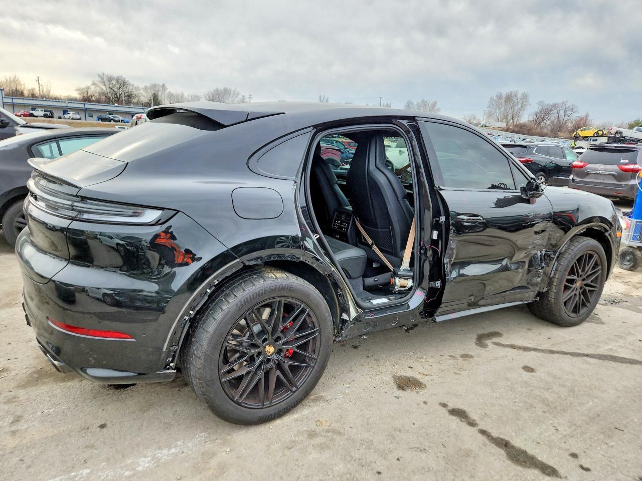 2025 Porsche Cayenne gts Coupe
