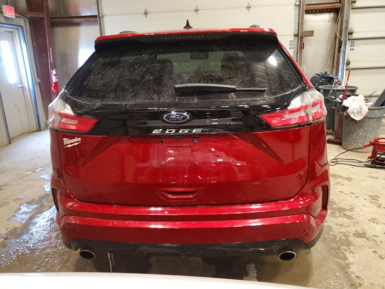 2021 Ford Edge sel