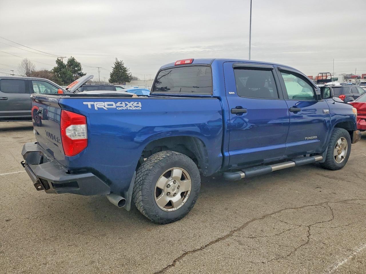 2015 Toyota Tundra SR5