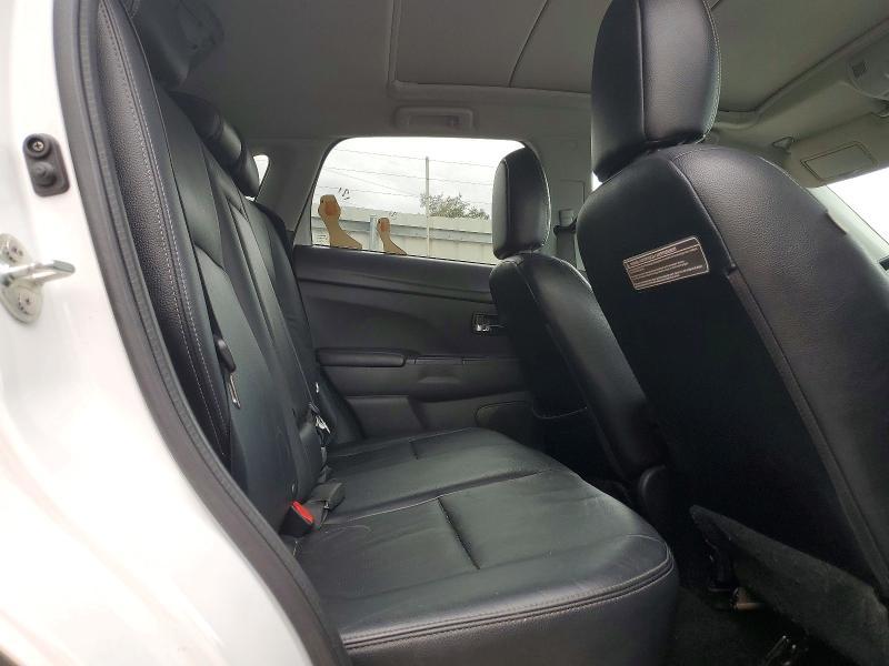 2014 Mitsubishi Outlander Sport se
