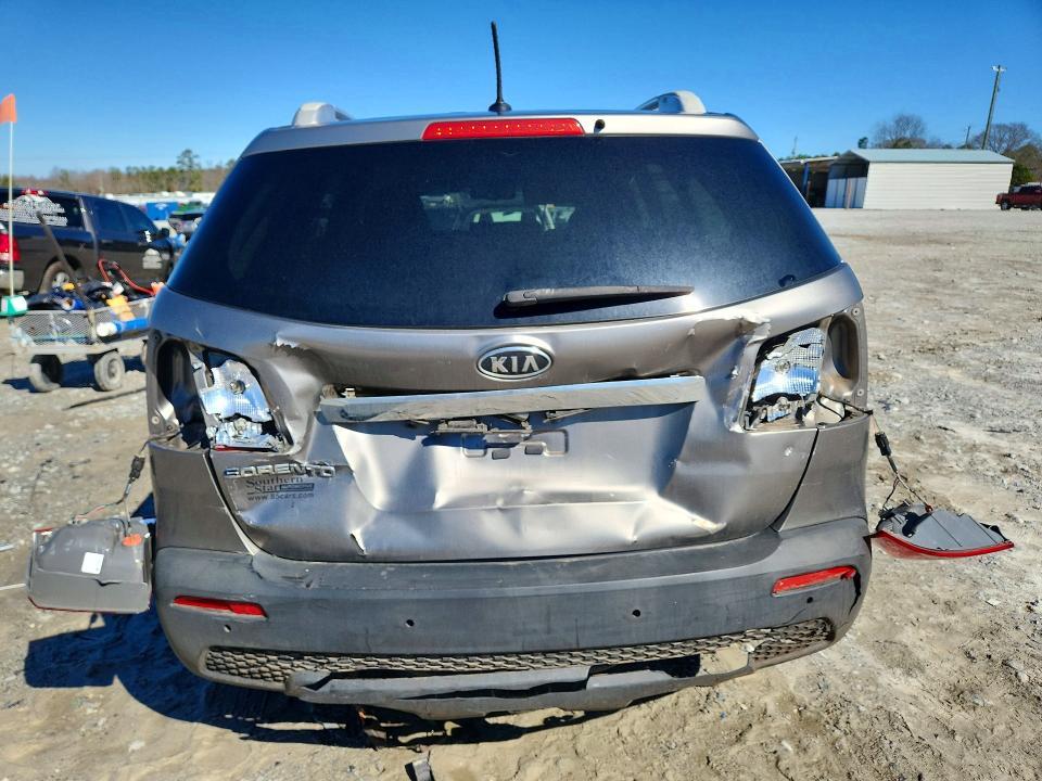 2013 KIA Sorento lx
