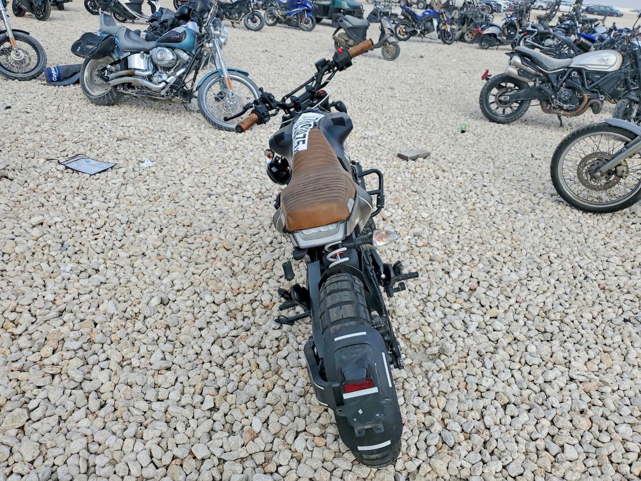 2023 Husqvarna Vitpilen 401/SVARTPILEN 401