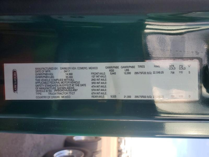 2018 Freigliner 2018 Freightliner Cascadia 113 Semi Truck
