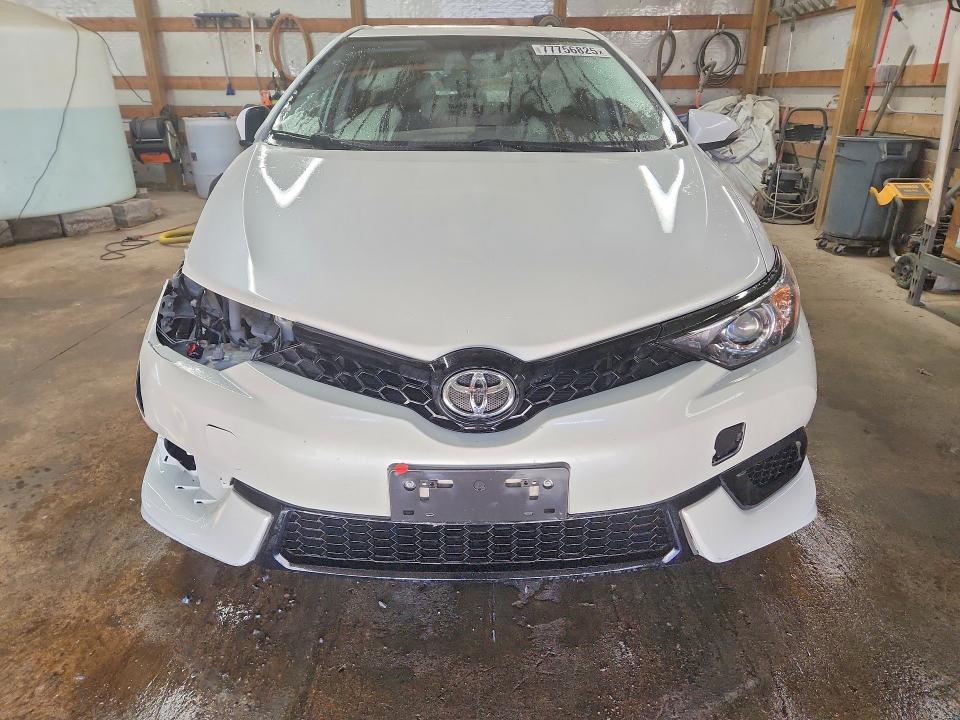 2017 Toyota Corolla im