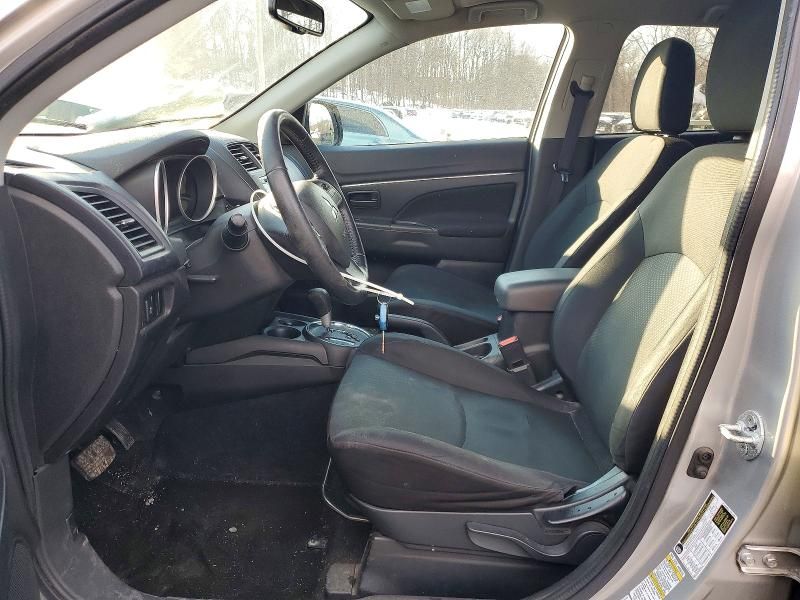 2015 Mitsubishi Outlander Sport es