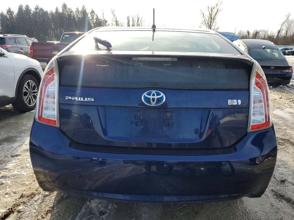 2014 Toyota Prius two