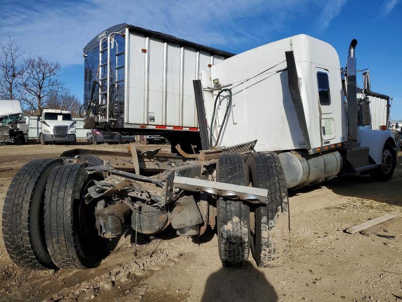 2013 Kenworth W900 Semi Truck