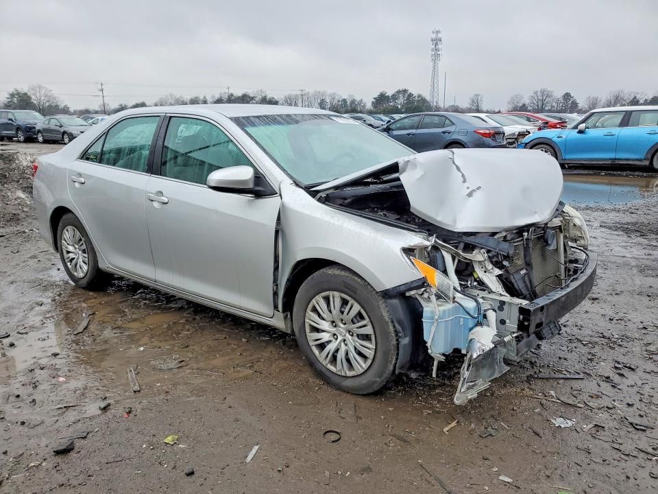 2012 Toyota Camry le