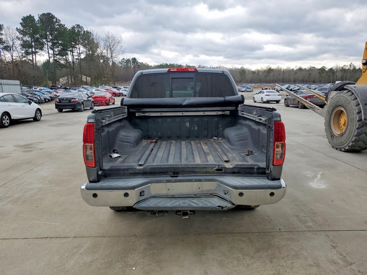 2016 Nissan Frontier S