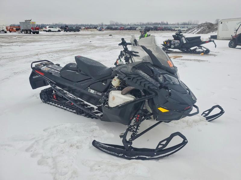 2023 Skidoo 2023 Skidoo Renegade