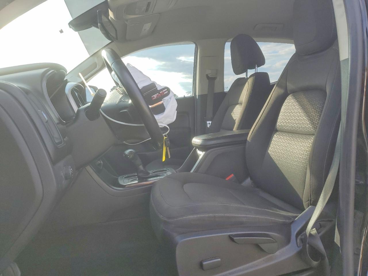2016 GMC Canyon SLE