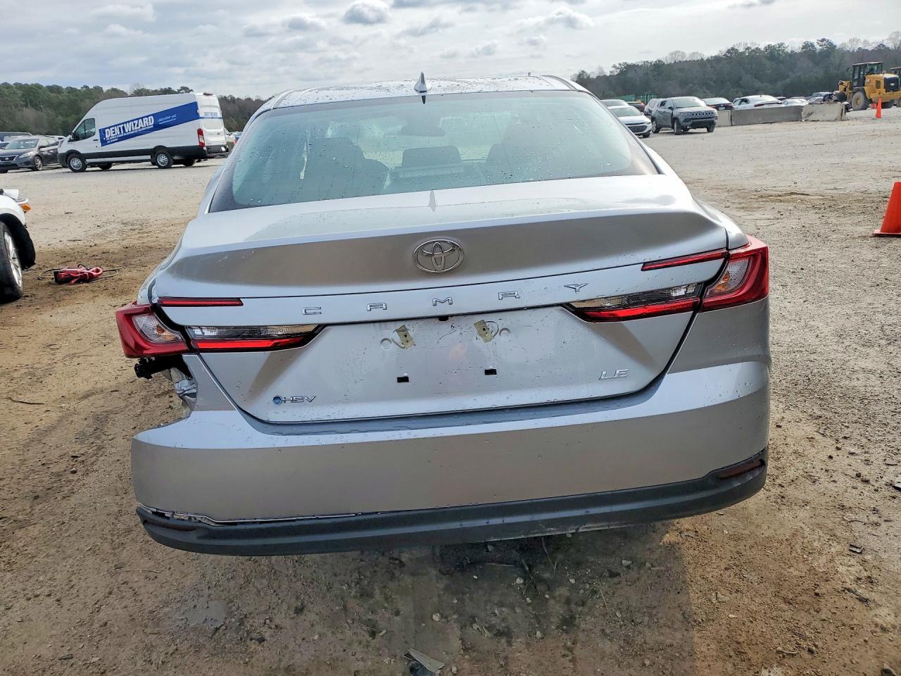 2026 Toyota Camry le