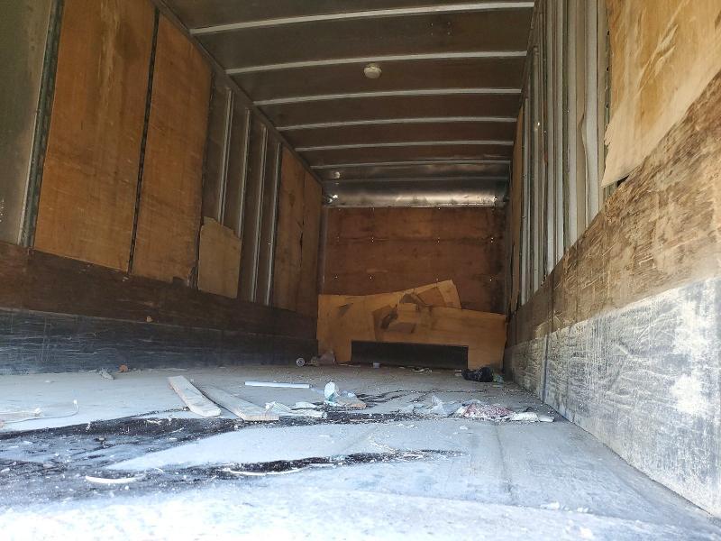 2004 International 4300 BOX Truck
