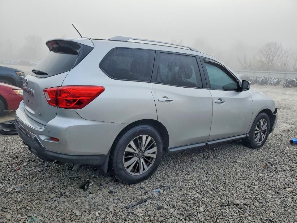2017 Nissan Pathfinder s
