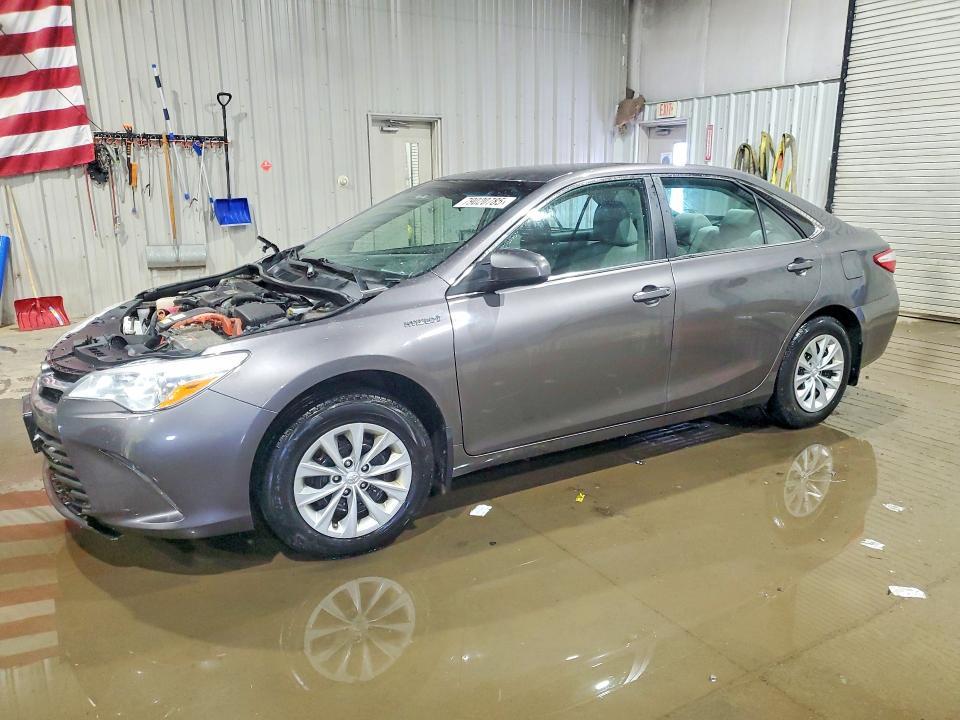 2017 Toyota Camry Hybrid le