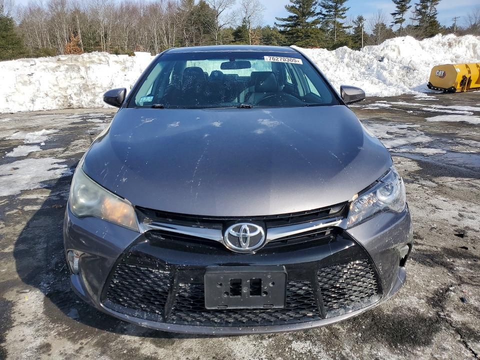 2015 Toyota Camry le