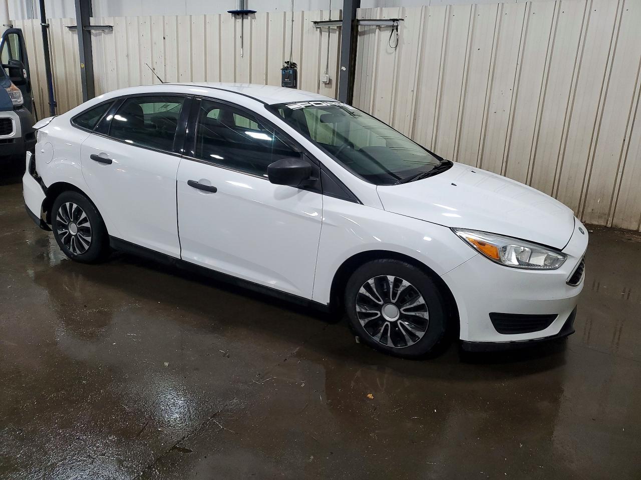 2017 Ford Focus s