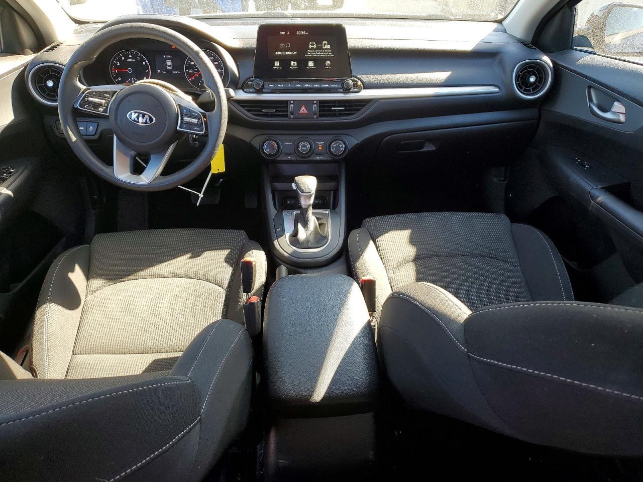 2021 KIA Forte fe
