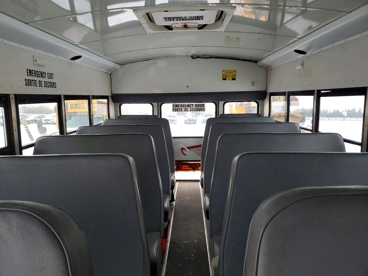 2011 Chevrolet 2011 Collins Bantam G3500-School Bus