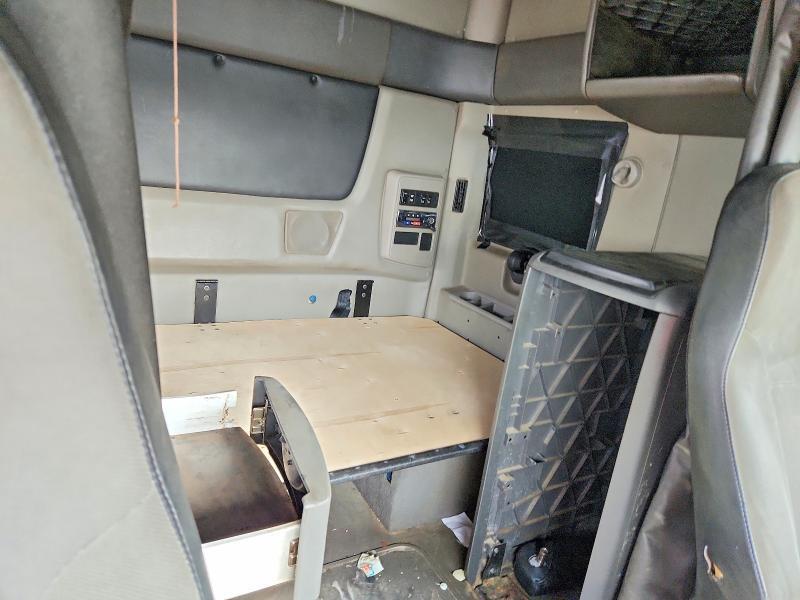 2020 International LT625 Semi Truck