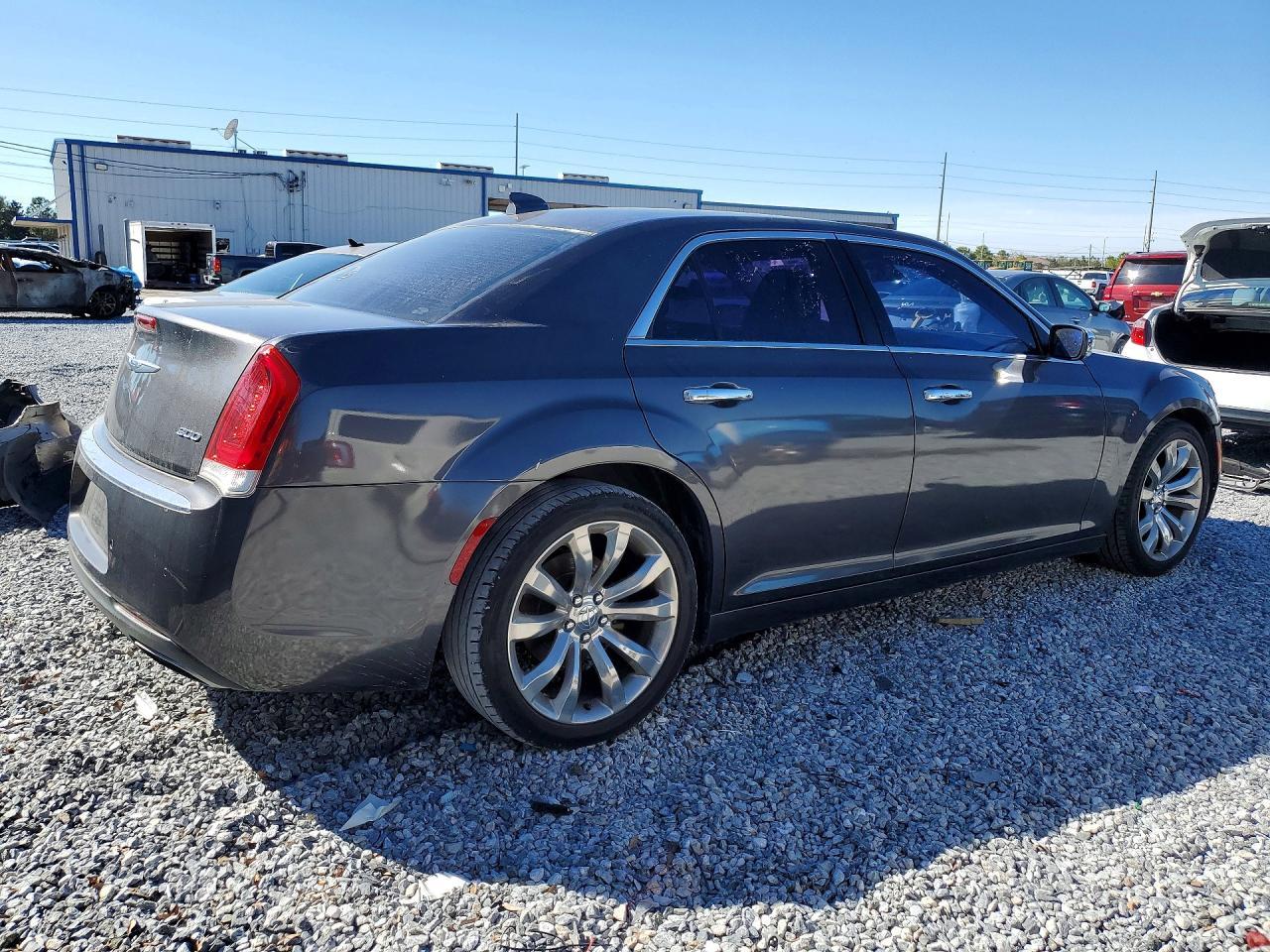 2018 Chrysler 300 Limited