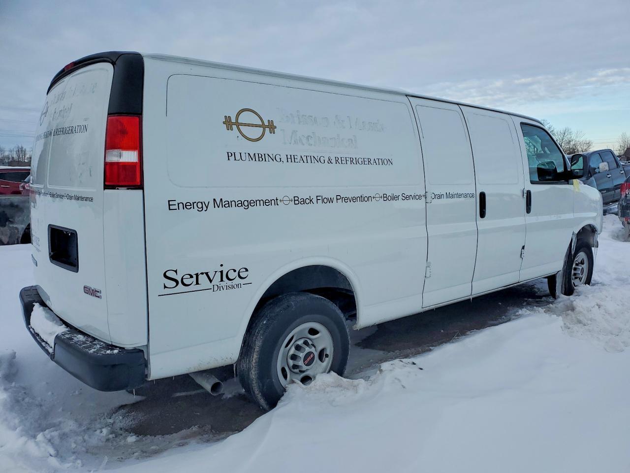 2023 GMC Savana G2500