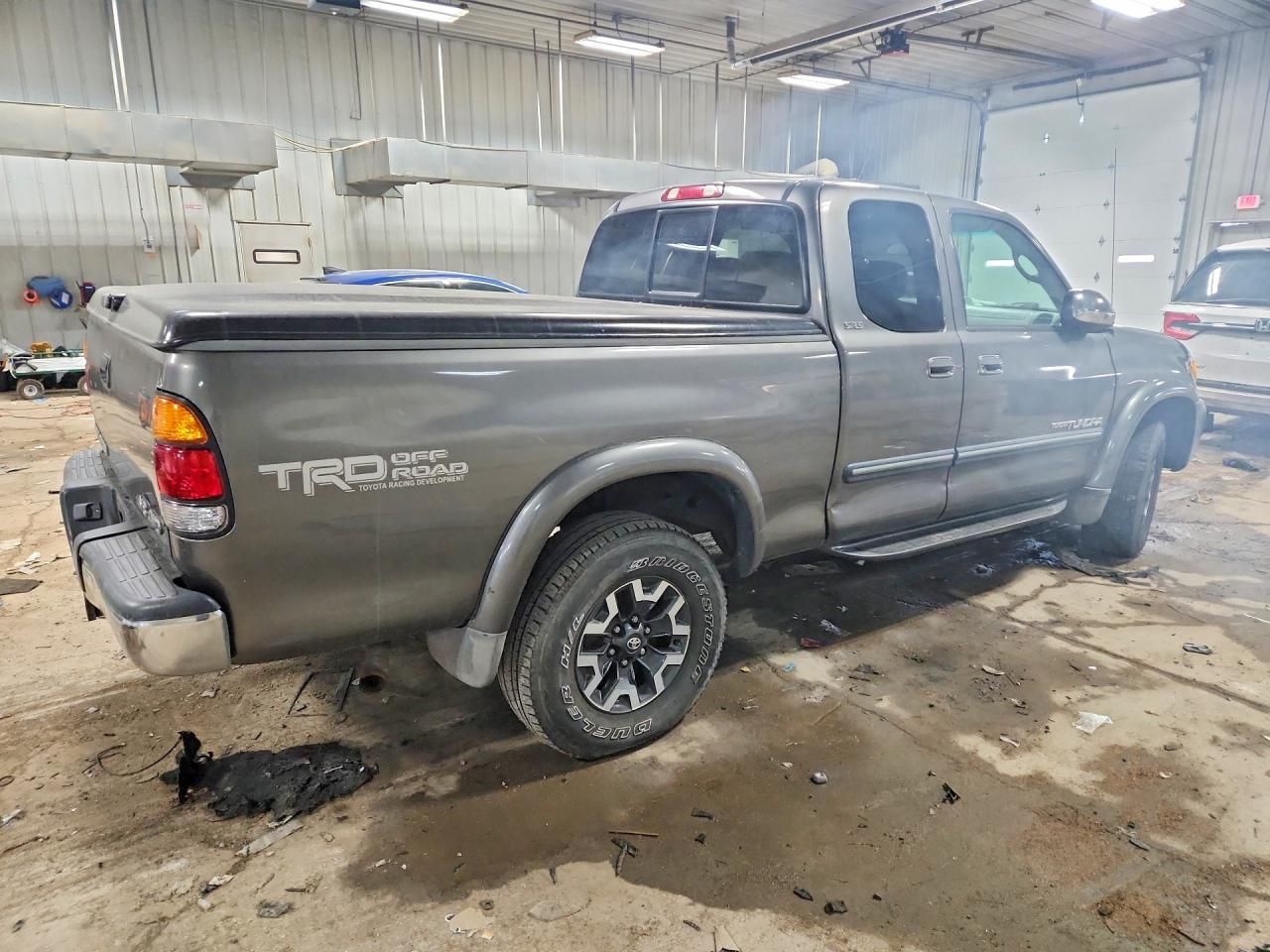 2003 Toyota Tundra Access cab SR5