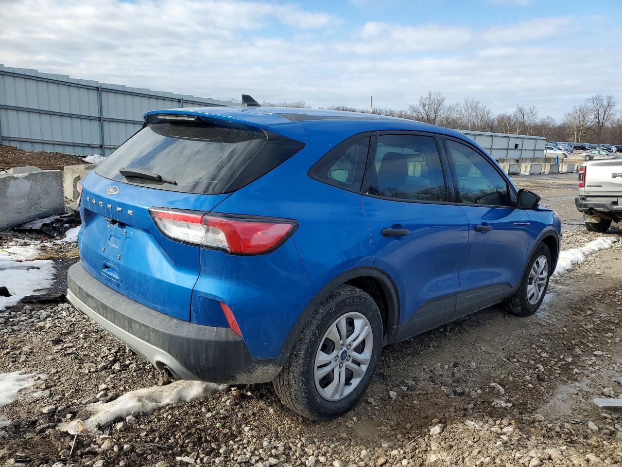 2021 Ford Escape s