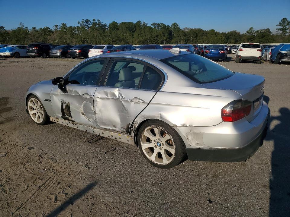 2006 BMW 330 i