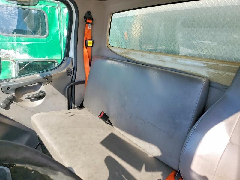 2016 Freightliner M2 106 Medium Duty