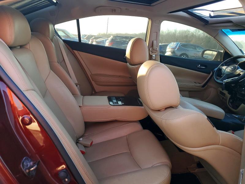 2010 Nissan Maxima s