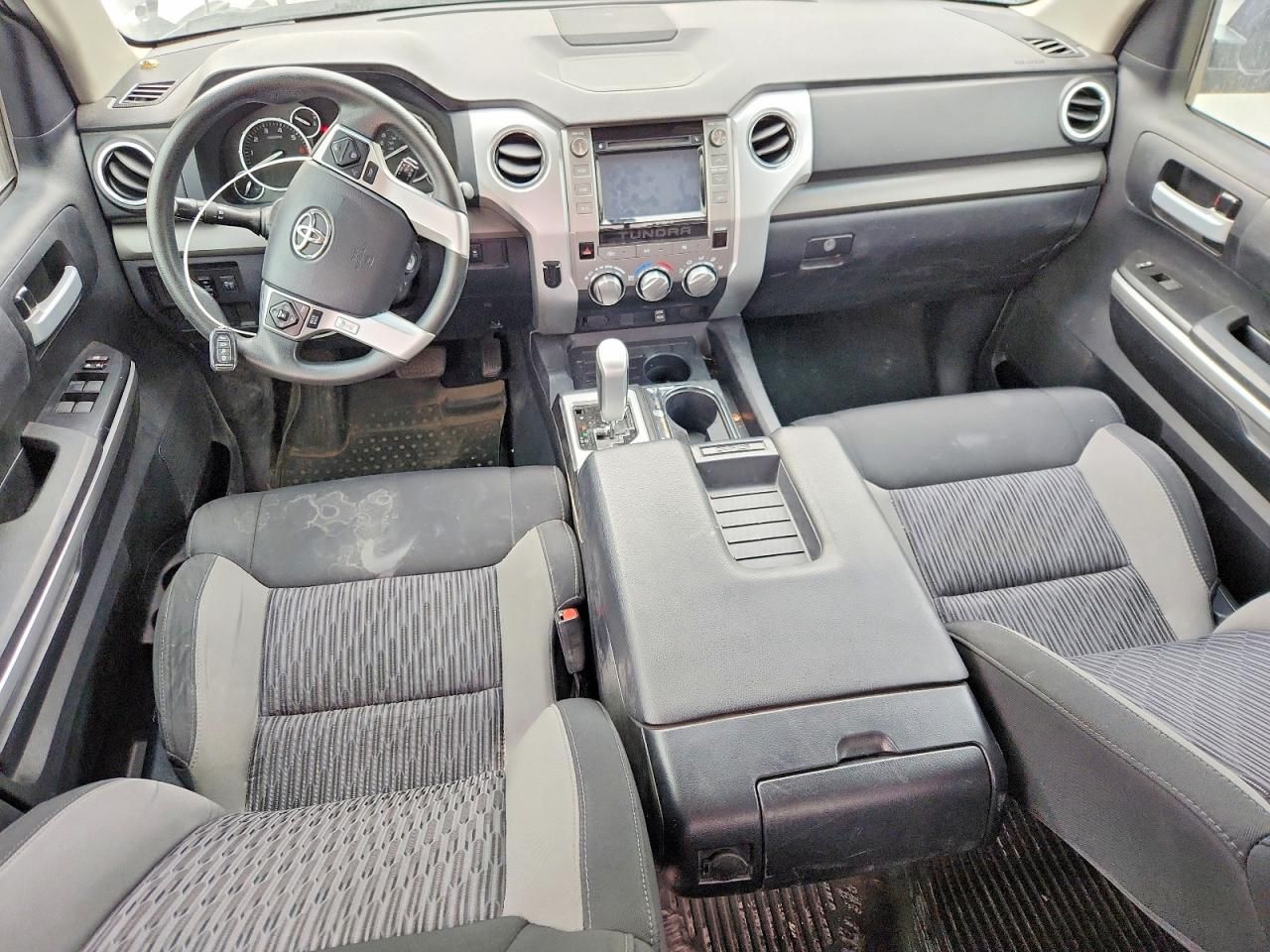 2017 Toyota Tundra Double cab sr