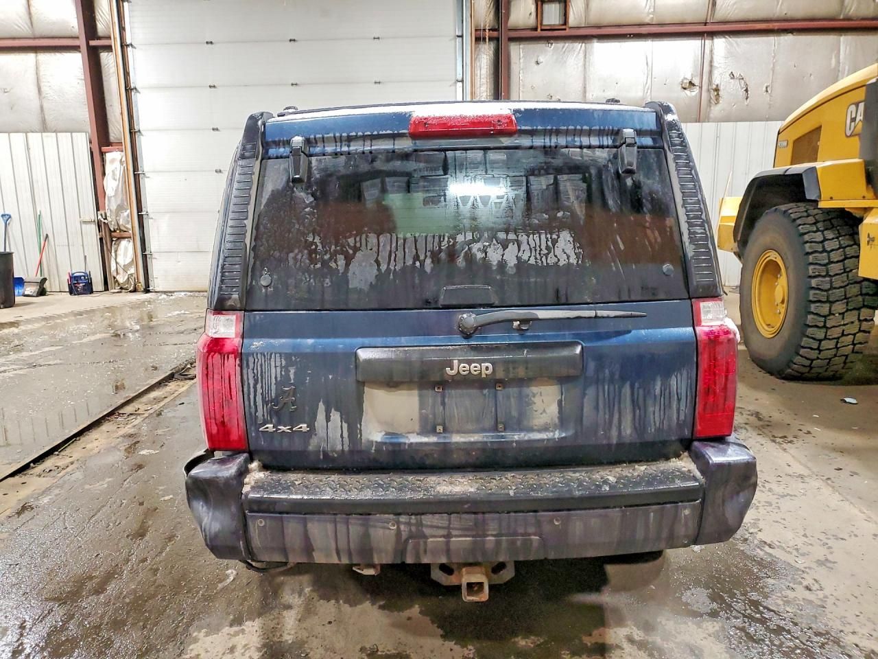 2010 Jeep Commander Sport