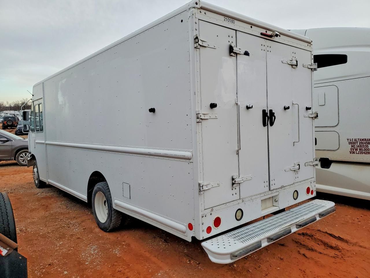 2013 Ford Commercial Chassis Delivery Truck