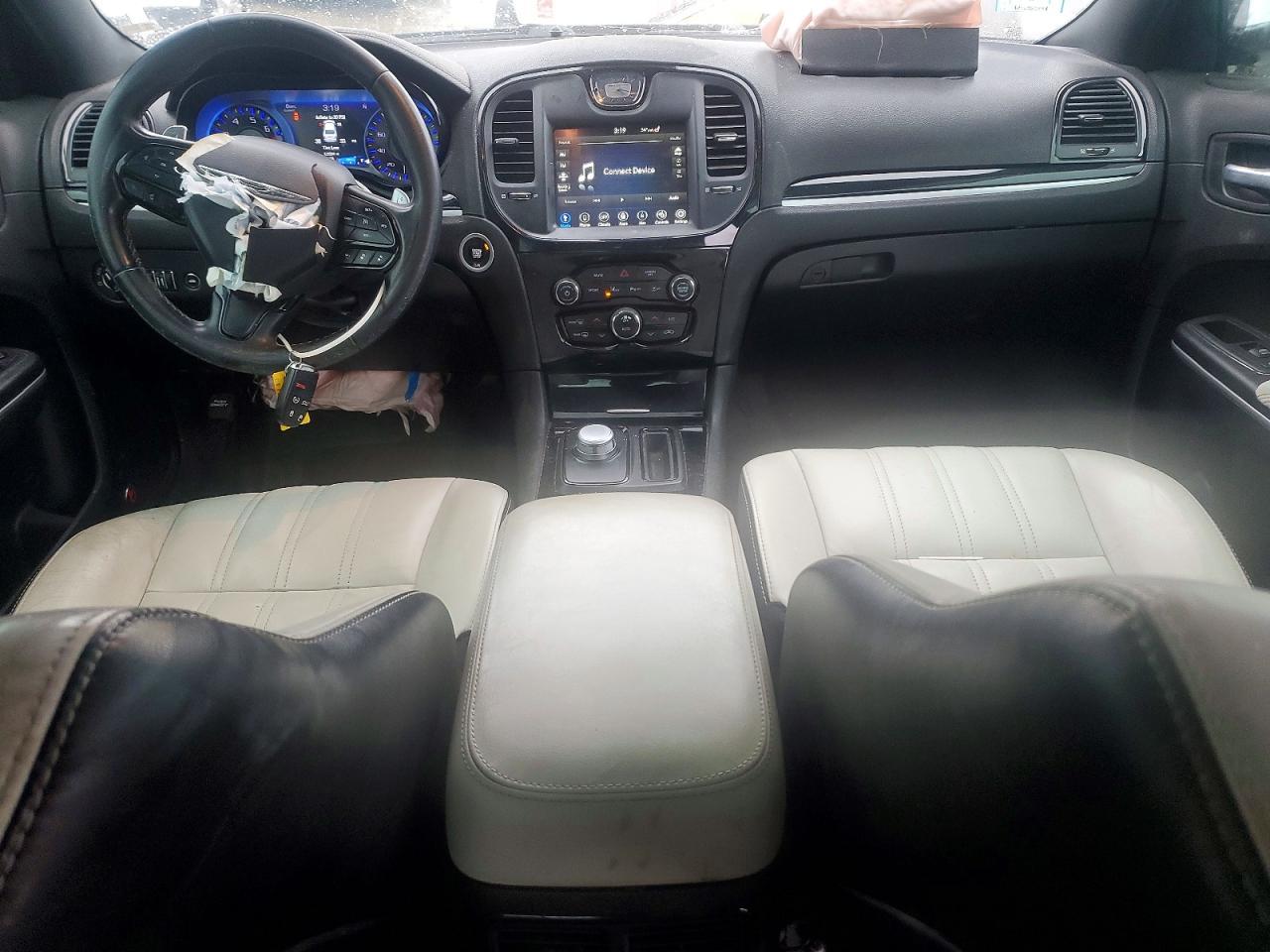 2018 Chrysler 300 s