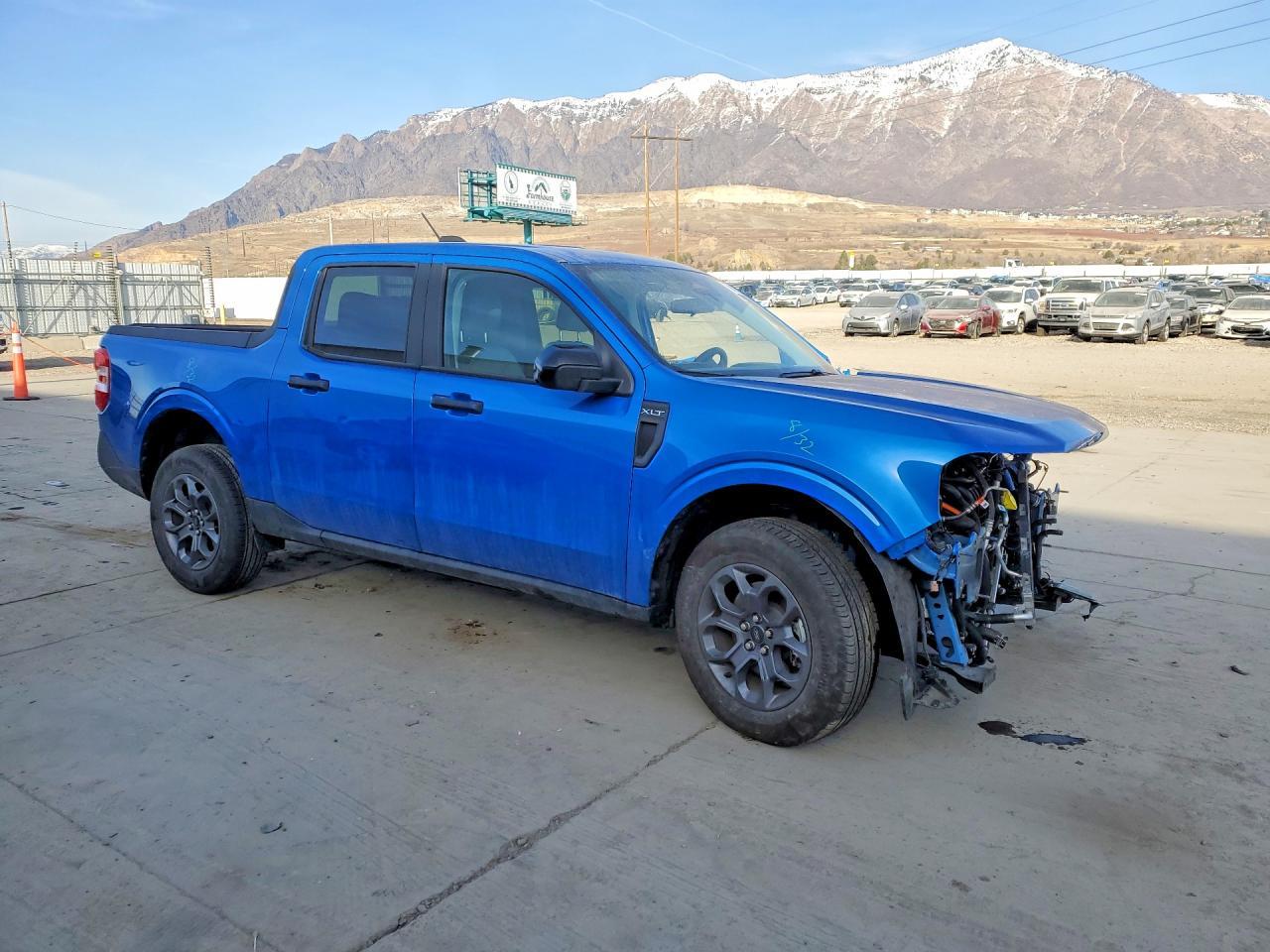 2025 Ford Maverick XLT